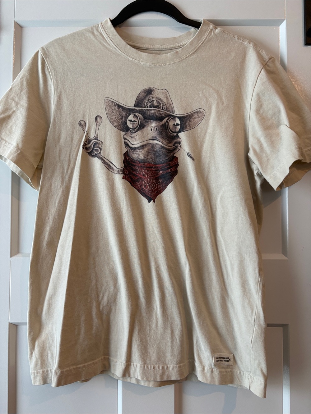 Life Is Good Beige Short Sleeve Tee with Frog Cowboy Graphic
